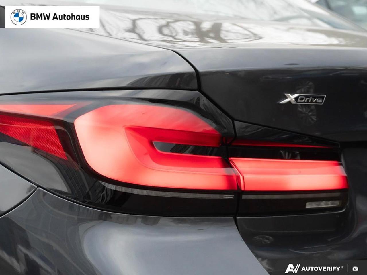 2022 BMW 5 Series 530i xDrive Sedan Photo