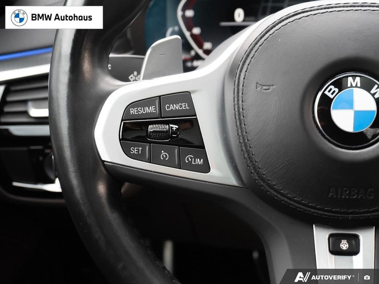 2022 BMW 5 Series 530i xDrive Sedan Photo