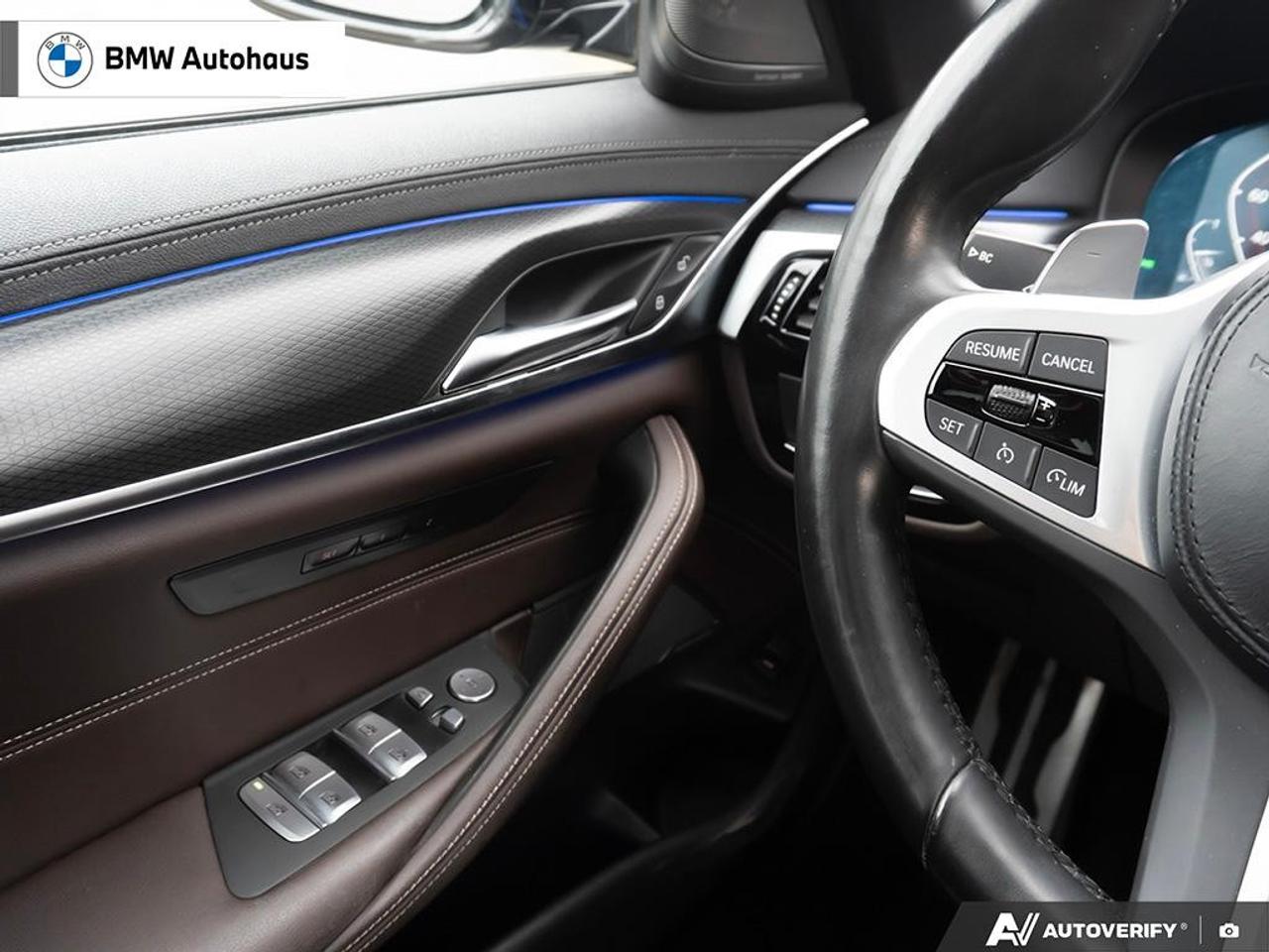 2022 BMW 5 Series 530i xDrive Sedan Photo