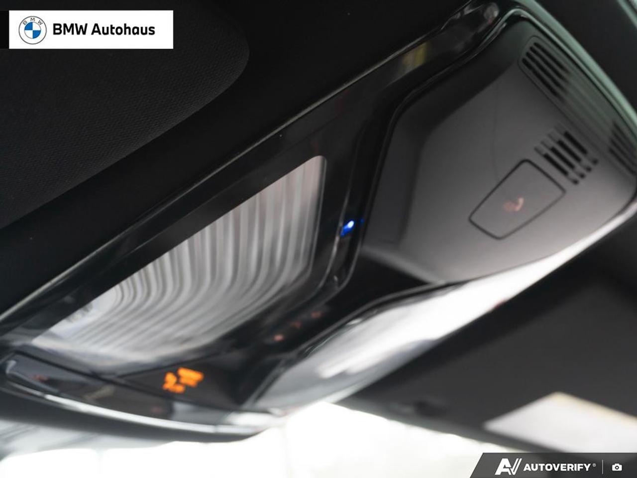 2022 BMW 5 Series 530i xDrive Sedan Photo