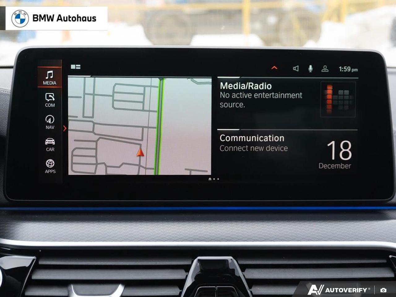 2022 BMW 5 Series 530i xDrive Sedan Photo