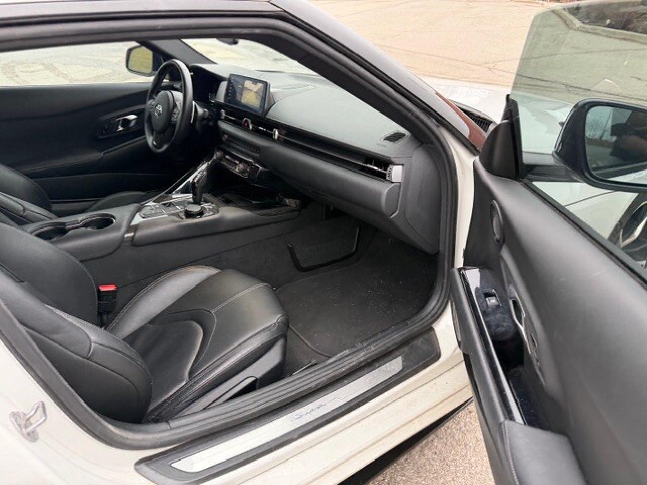 2021 Toyota GR Supra 3.0 GR COUPE HEADS UP DISPLAY CARBON FIBER Photo