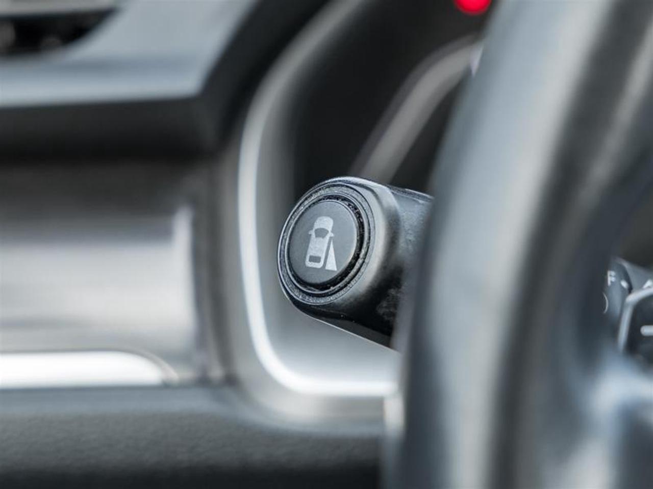 2020 Honda Civic Touring 4dr Sedan Photo