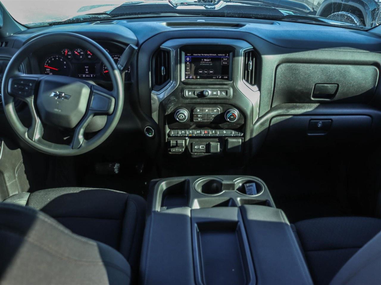 2026 Chevrolet Silverado 1500 Crew Cab Standard Box 4-Wheel Drive Custom Trail Boss Photo