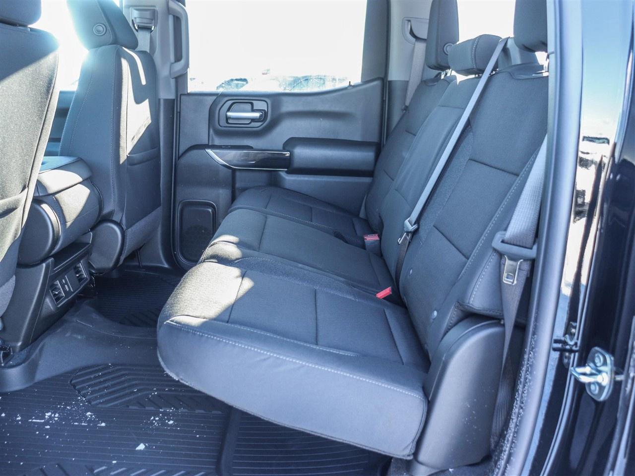 2026 Chevrolet Silverado 1500 Crew Cab Standard Box 4-Wheel Drive Custom Trail Boss Photo