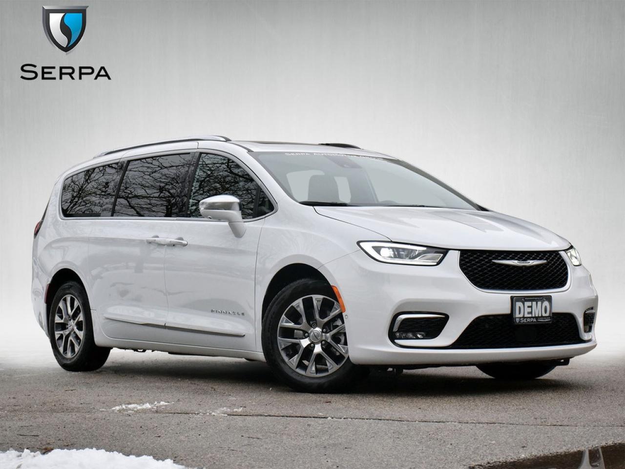 2024 Chrysler Pacifica Hybrid Pinnacle Passenger Van Photo