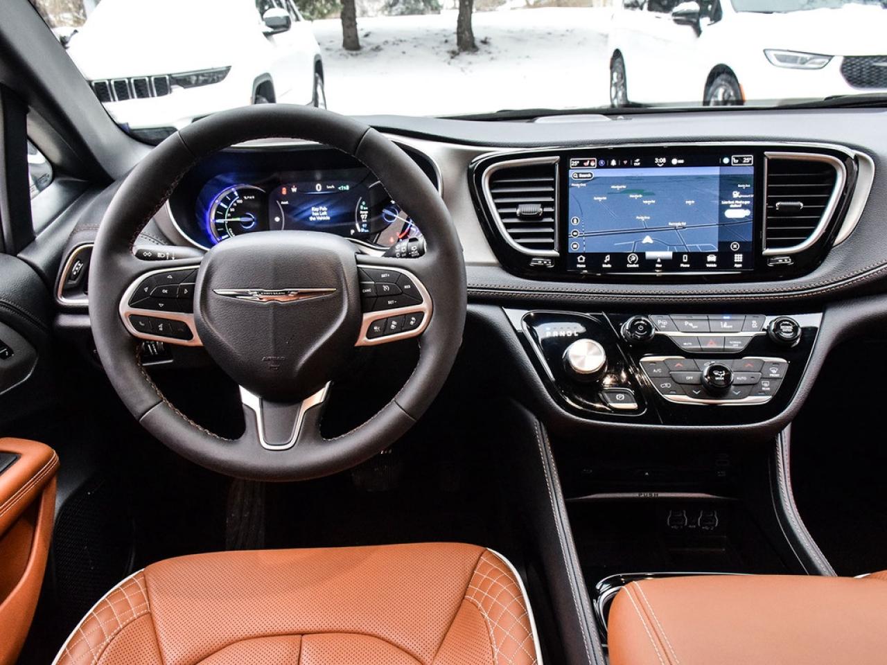 2024 Chrysler Pacifica Hybrid Pinnacle Passenger Van Photo