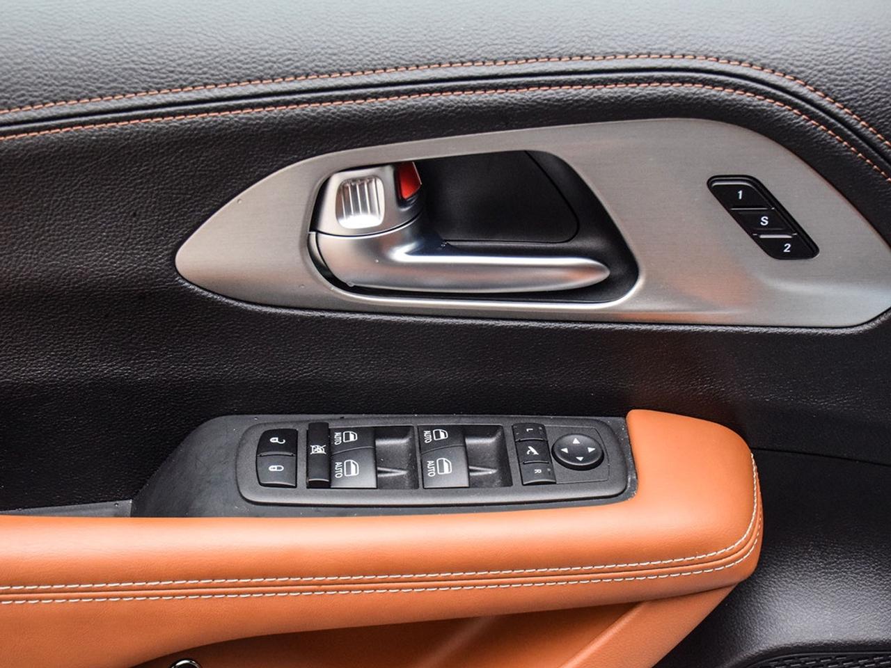 2024 Chrysler Pacifica Hybrid Pinnacle Passenger Van Photo