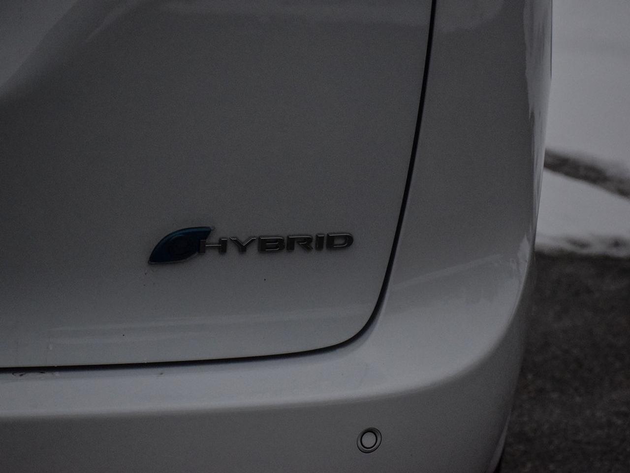2024 Chrysler Pacifica Hybrid Pinnacle Passenger Van Photo