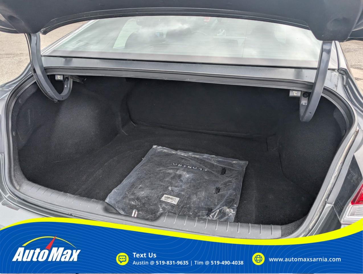 2023 Hyundai Elantra PREFERRED 4DR SEDAN Photo