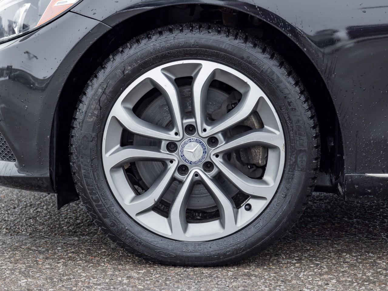 2018 Mercedes-Benz C-Class Base C 300 4dr All-Wheel Drive 4MATIC Sedan Photo3