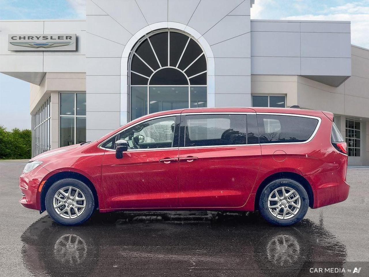 2026 Chrysler Grand Caravan SXT Front-Wheel Drive Passenger Van Photo2