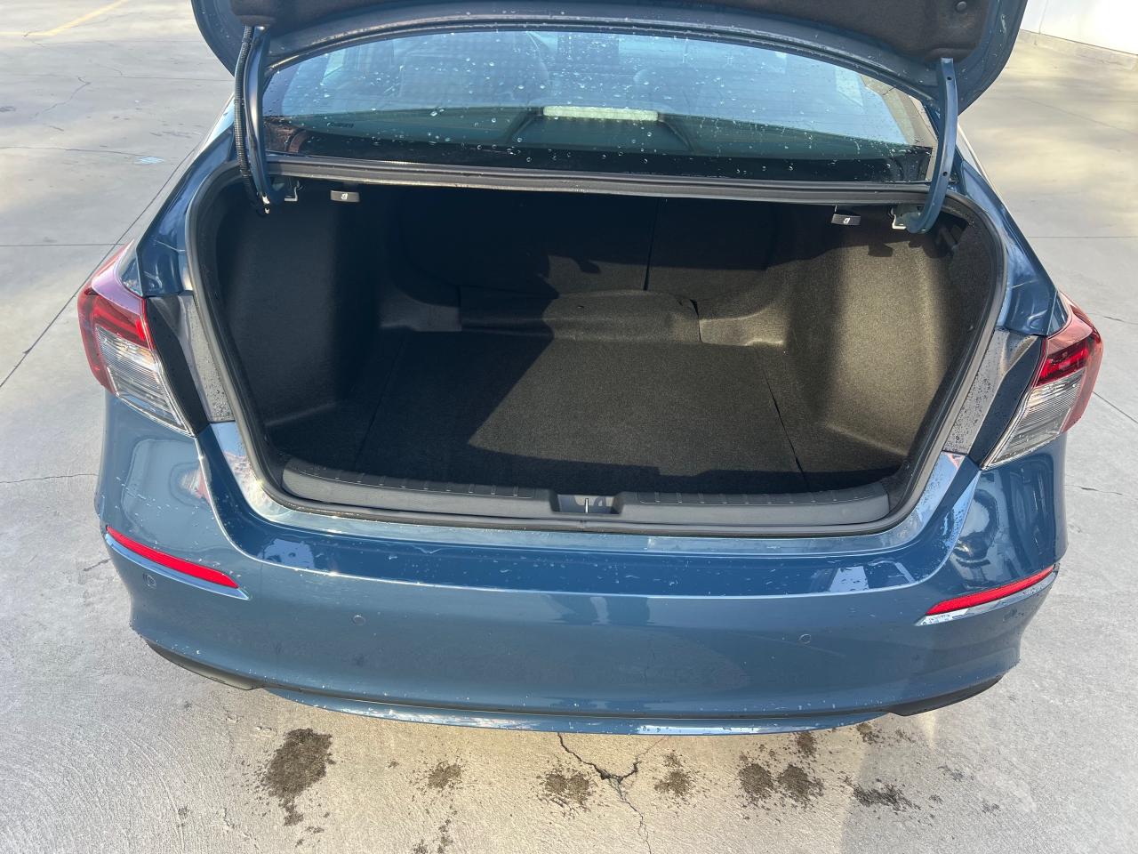 2025 Honda Civic Hybrid Sport Touring 4dr Sedan Photo