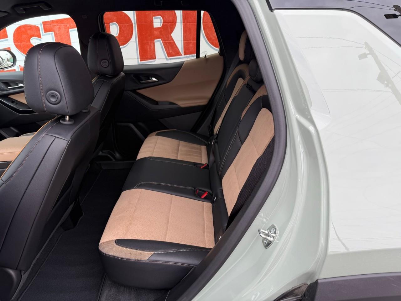 2025 Chevrolet Equinox ACTIV 4dr All-Wheel Drive Photo