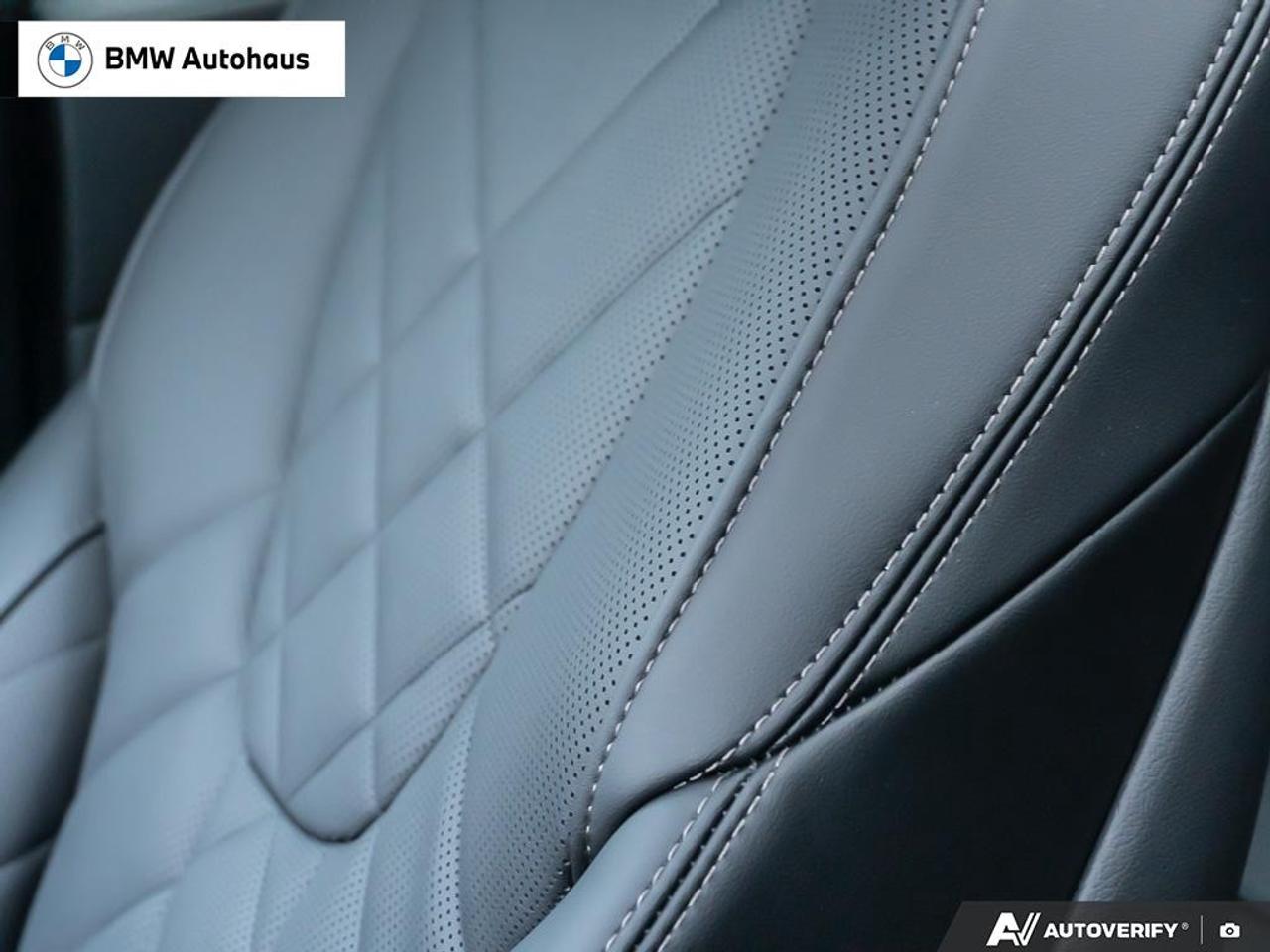 2025 BMW X5 X5 xDrive50e Plug-In Hybrid Photo