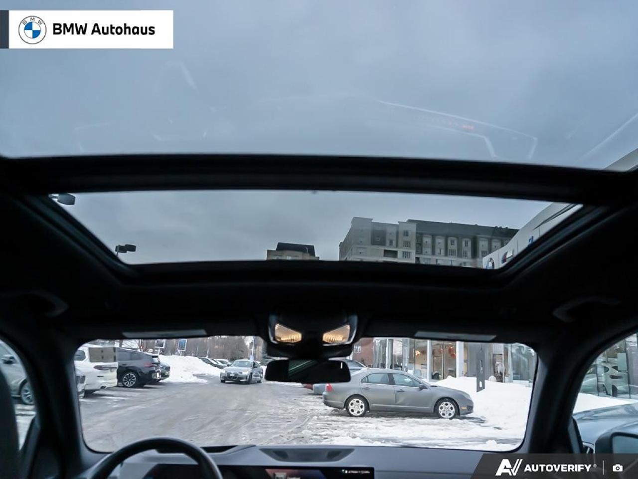 2025 BMW X5 X5 xDrive50e Plug-In Hybrid Photo