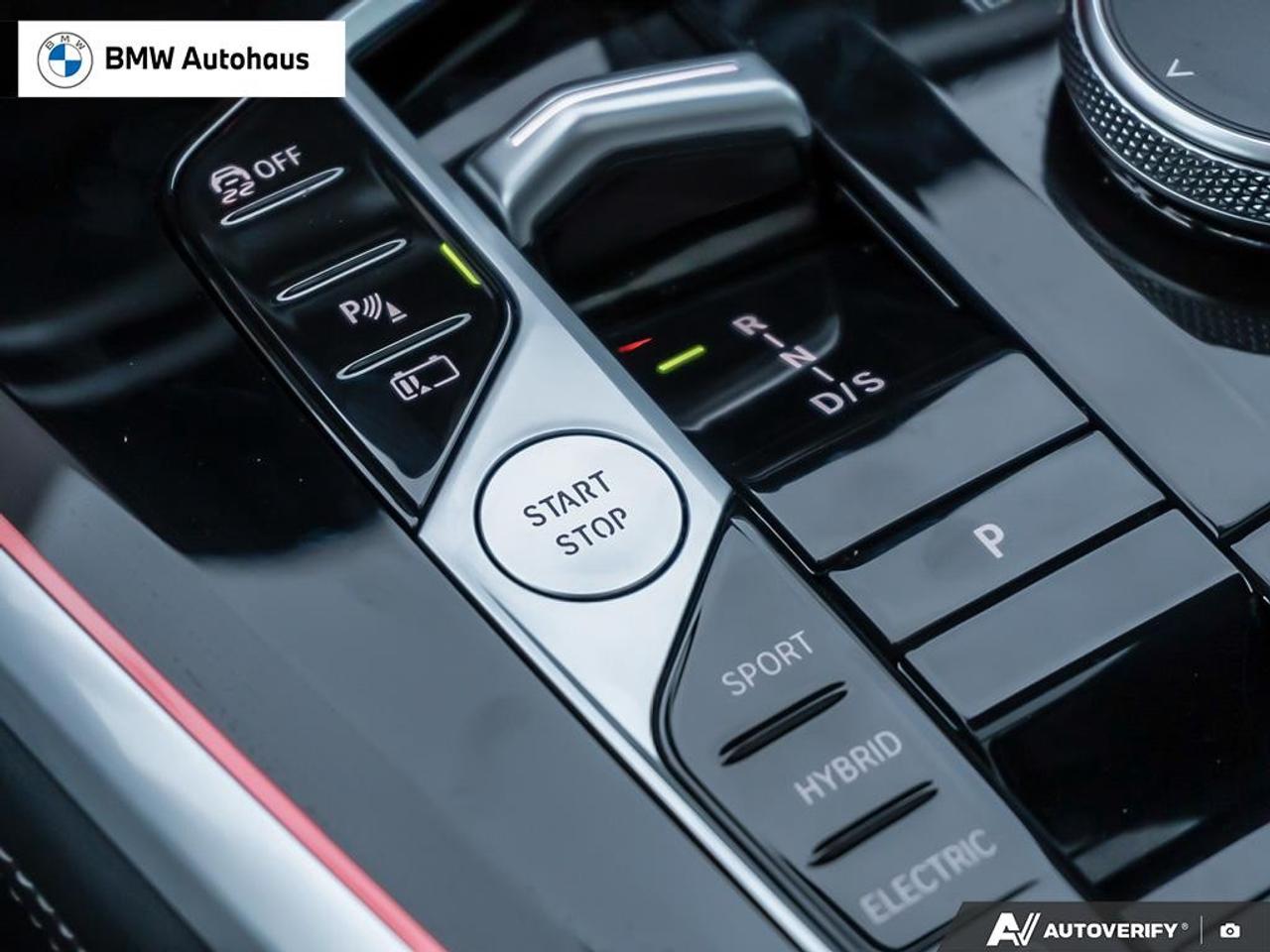 2025 BMW X5 X5 xDrive50e Plug-In Hybrid Photo