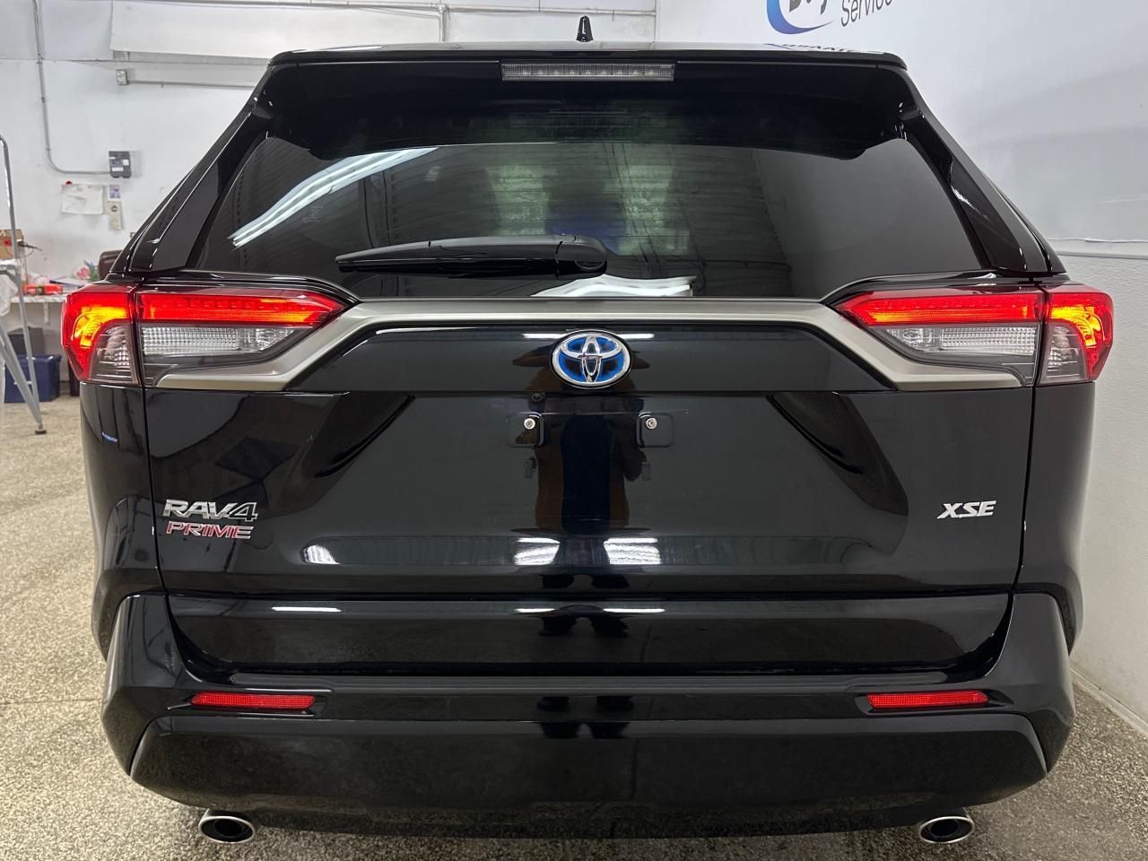 2024 Toyota RAV4 Prime XSE 4dr All-Wheel Drive Photo4