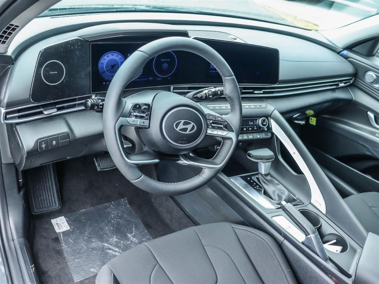 2025 Hyundai Elantra Preferred w/Tech Pkg 4dr Sedan Photo