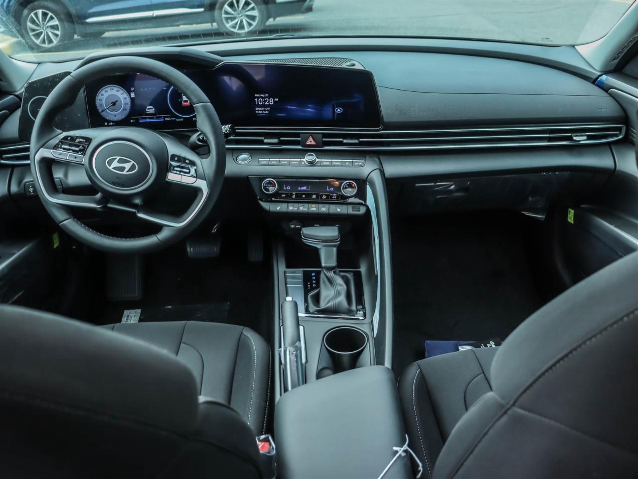 2025 Hyundai Elantra Preferred w/Tech Pkg 4dr Sedan Photo