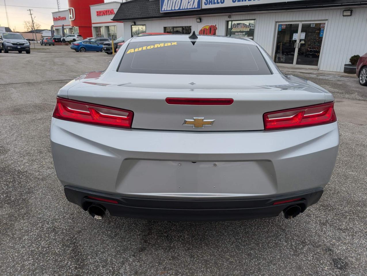 2017 Chevrolet Camaro 1LT 2dr Coupe Photo