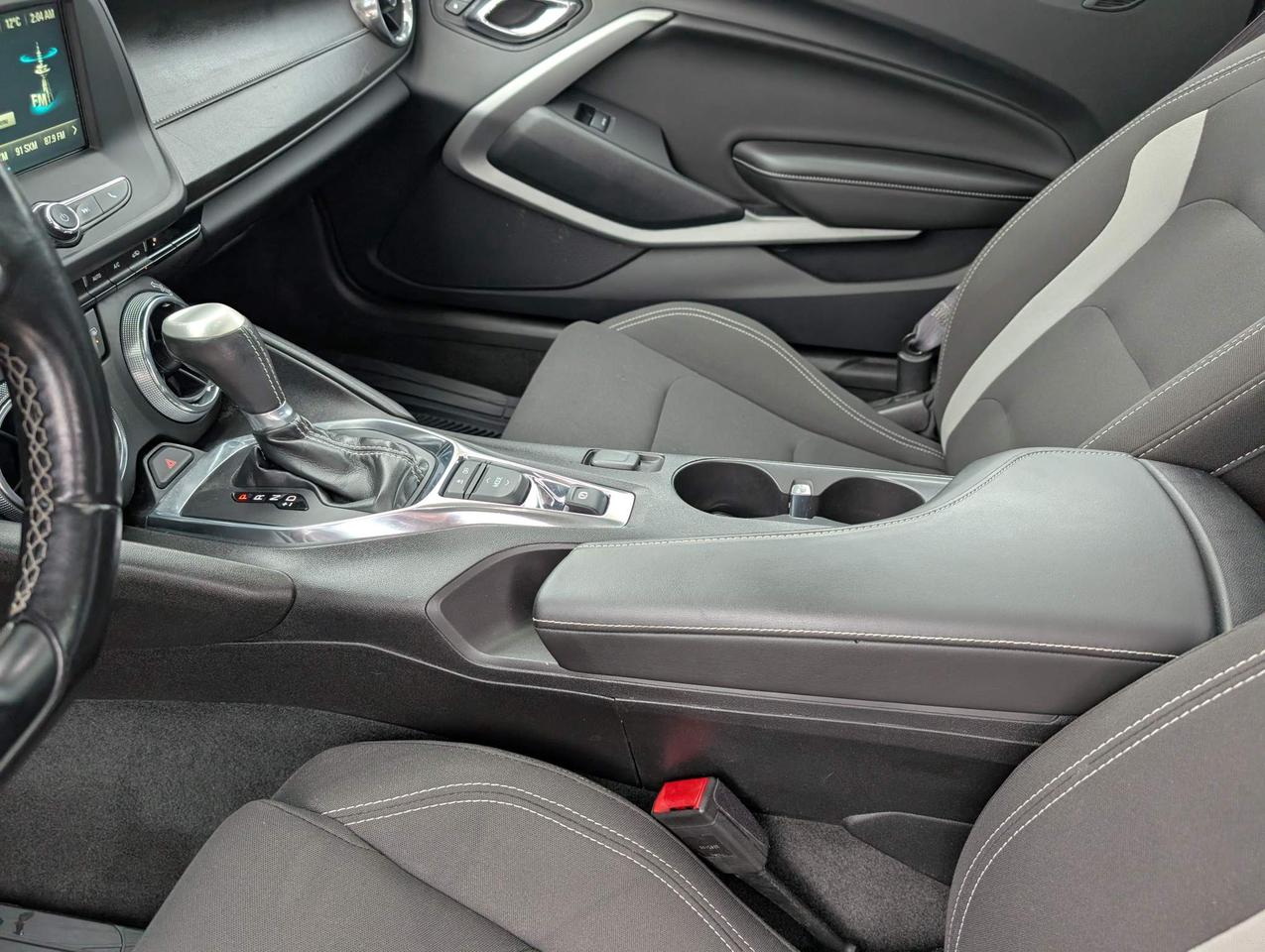 2017 Chevrolet Camaro 1LT 2dr Coupe Photo