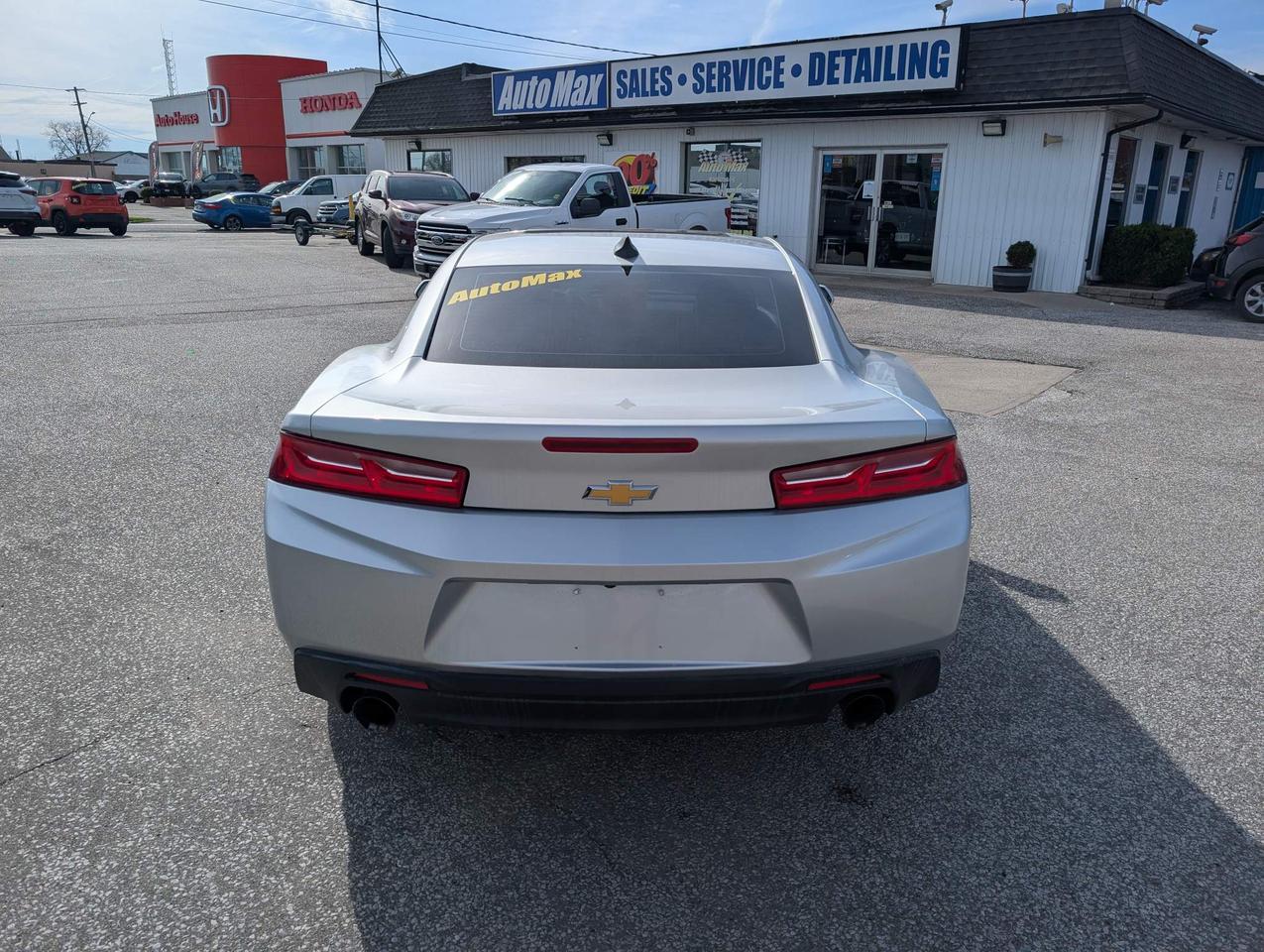 2017 Chevrolet Camaro 1LT 2dr Coupe Photo