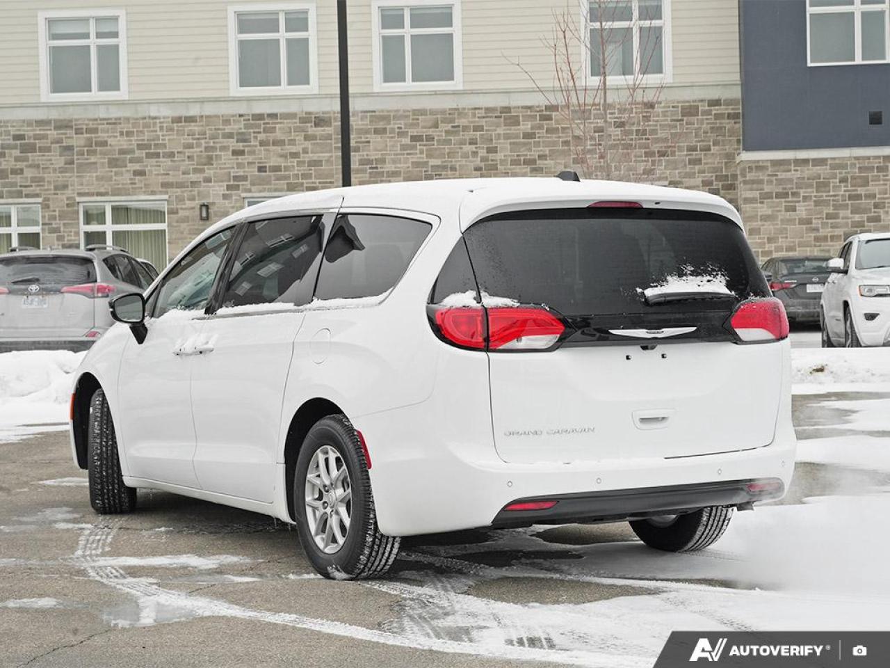 2026 Chrysler Grand Caravan SXT Front-Wheel Drive Passenger Van Photo3