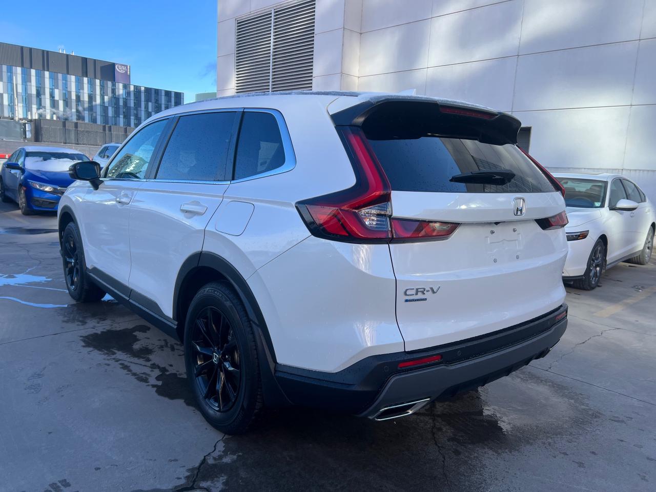 2024 Honda CR-V Hybrid EX-L 4dr All-Wheel Drive Photo4