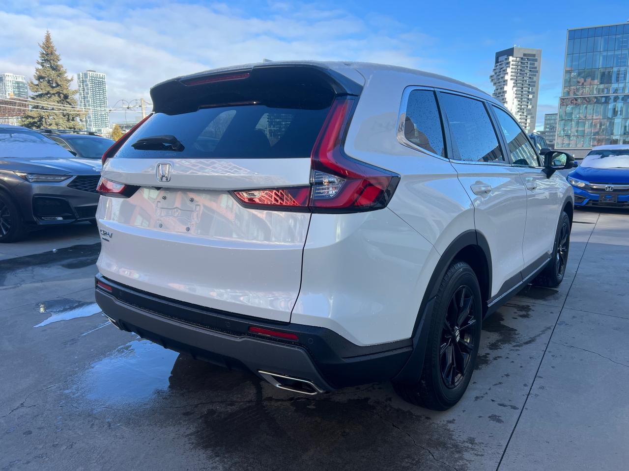 2024 Honda CR-V Hybrid EX-L 4dr All-Wheel Drive Photo