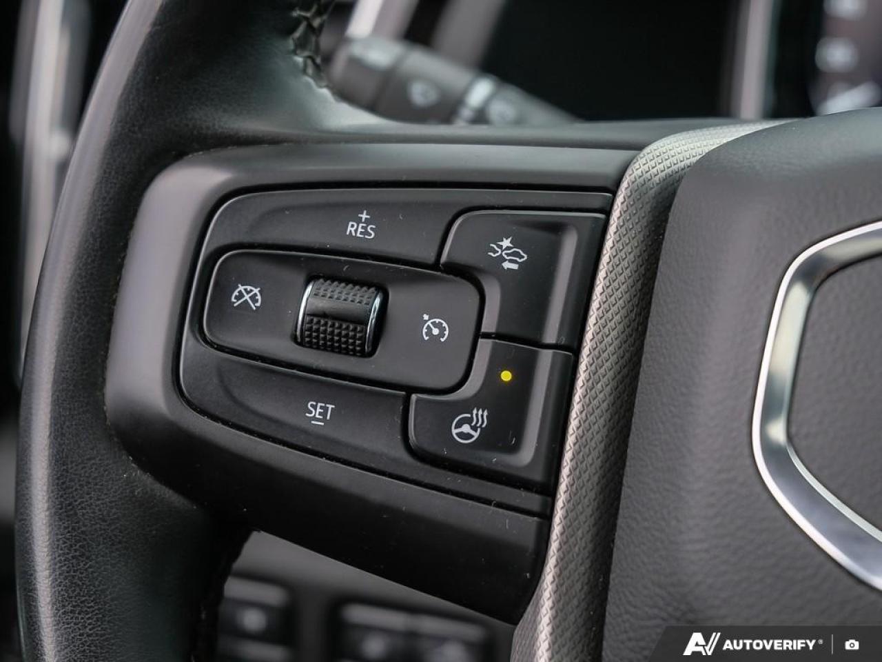 2024 GMC SIERRA 2500HD 4WD Crew Cab Standard Box Denali Photo