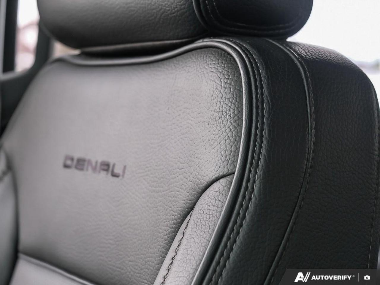 2024 GMC SIERRA 2500HD 4WD Crew Cab Standard Box Denali Photo