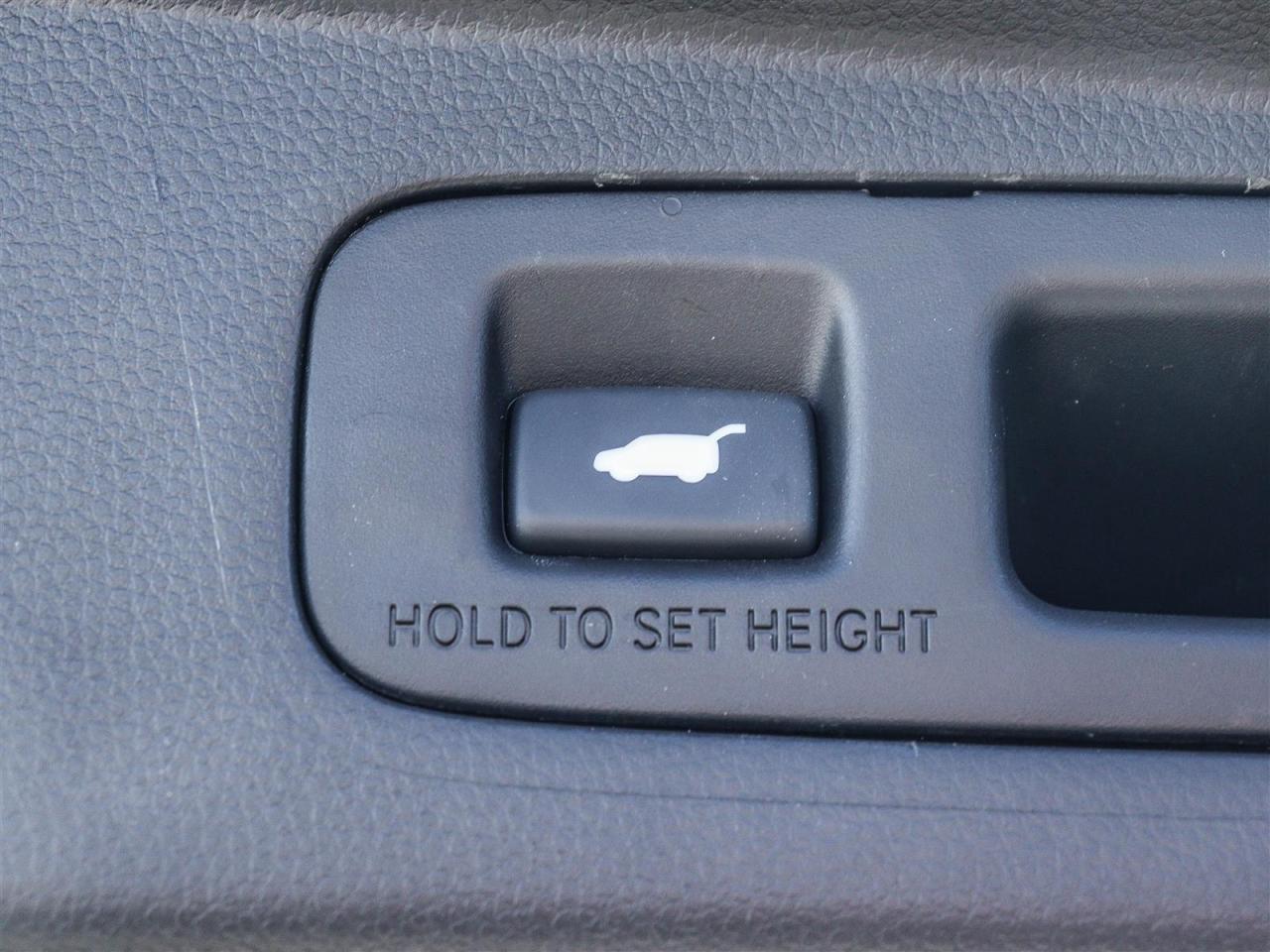 2025 Honda CR-V Hybrid EX-L 4dr All-Wheel Drive Photo