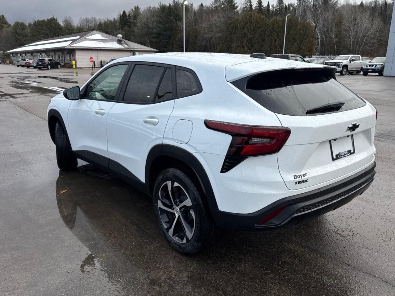 2026 Chevrolet Trax FWD 4dr 1RS Photo