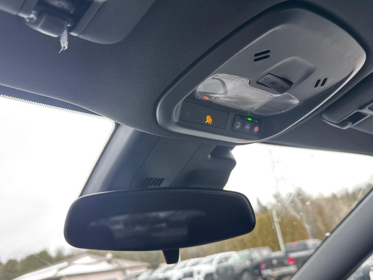 2026 Chevrolet Trax FWD 4dr 1RS Photo