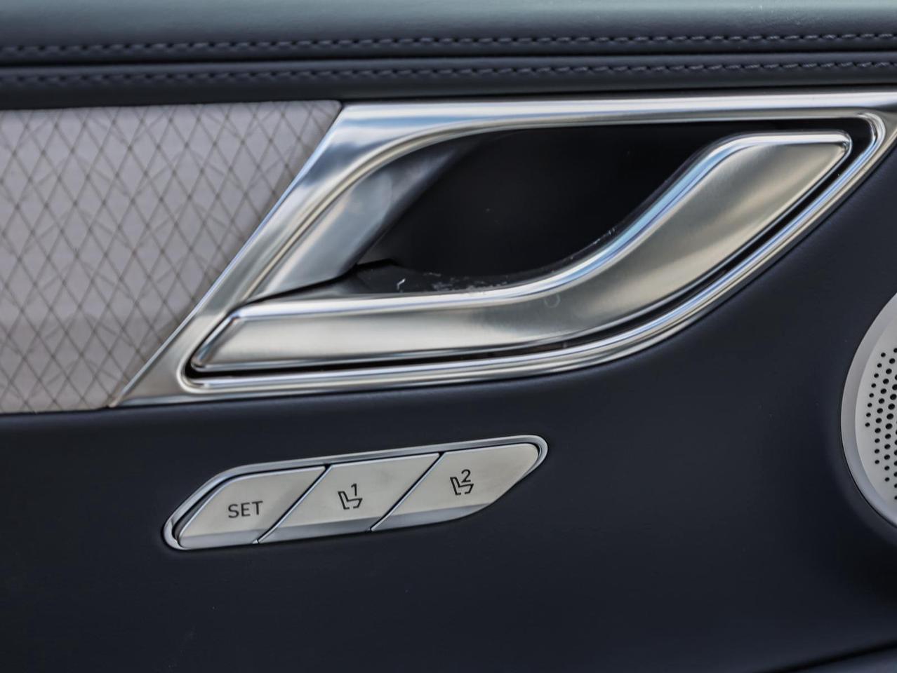 2025 Genesis GV80 PRESTIGE  Photo