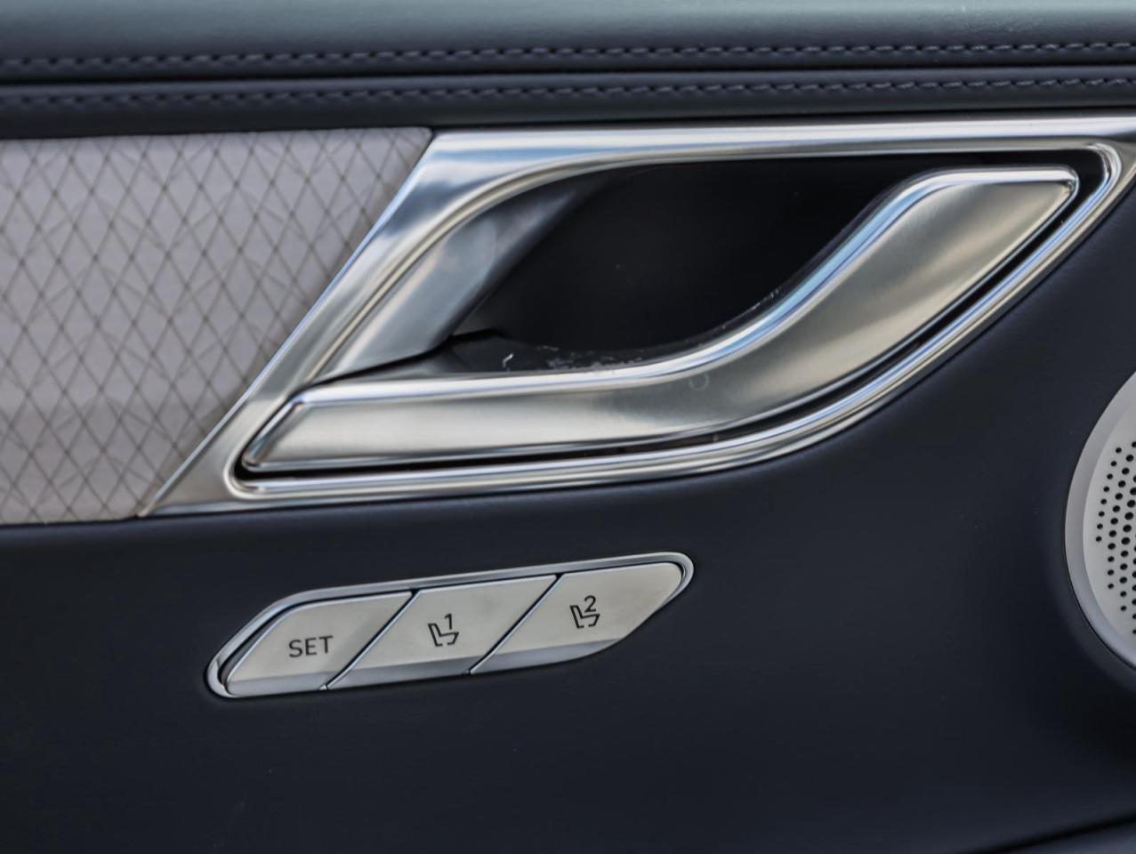 2025 Genesis GV80 PRESTIGE  Photo