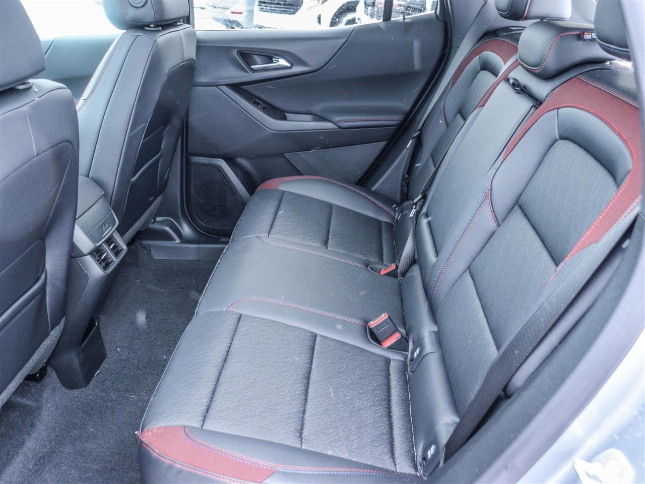 2026 Chevrolet Equinox AWD RS Photo