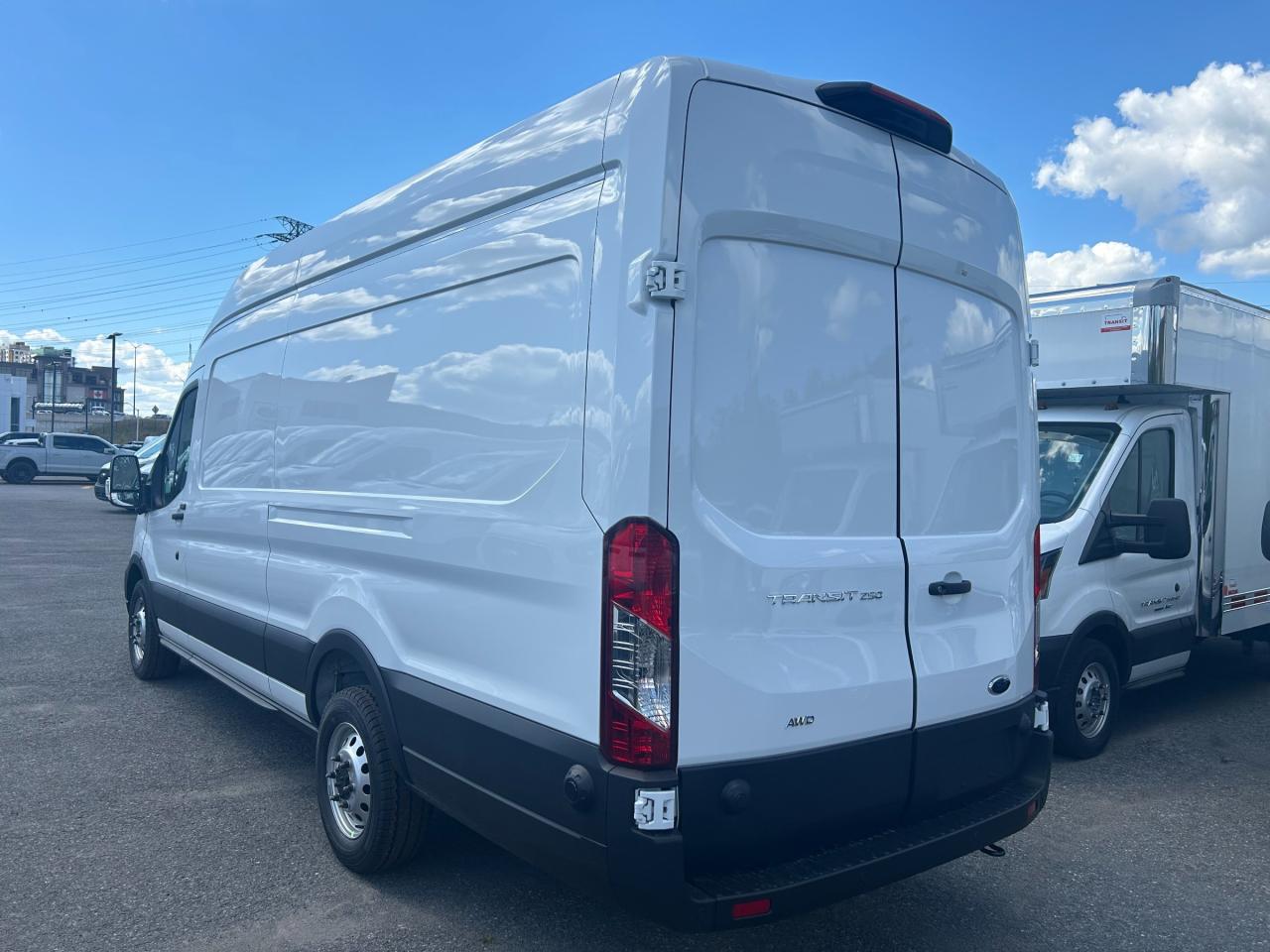 2025 Ford Transit-250 Cargo Base All-Wheel Drive High Roof Ext. Van 148 in. WB Photo3