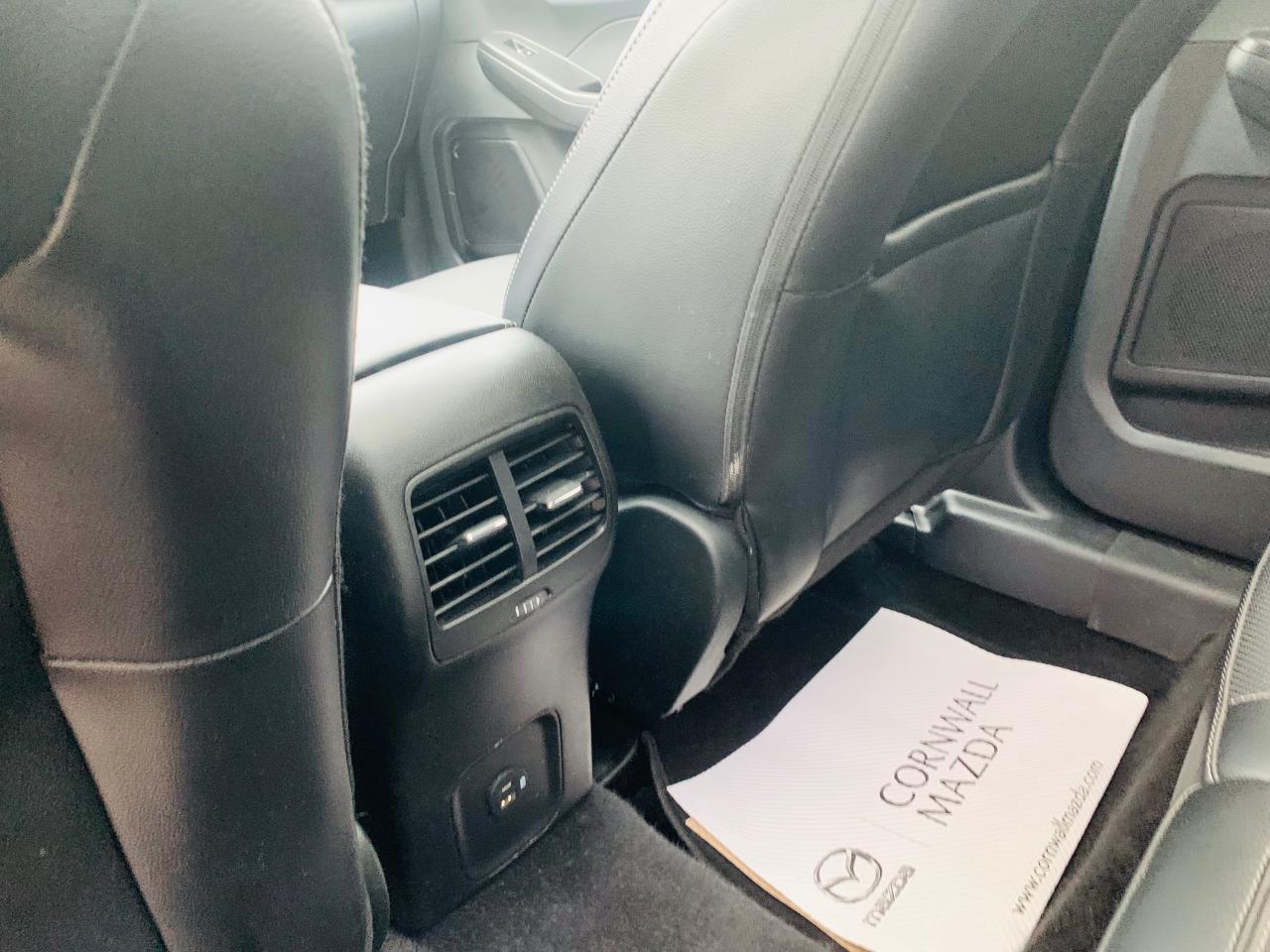 2022 Ford Escape SEL 4dr All-Wheel Drive Photo