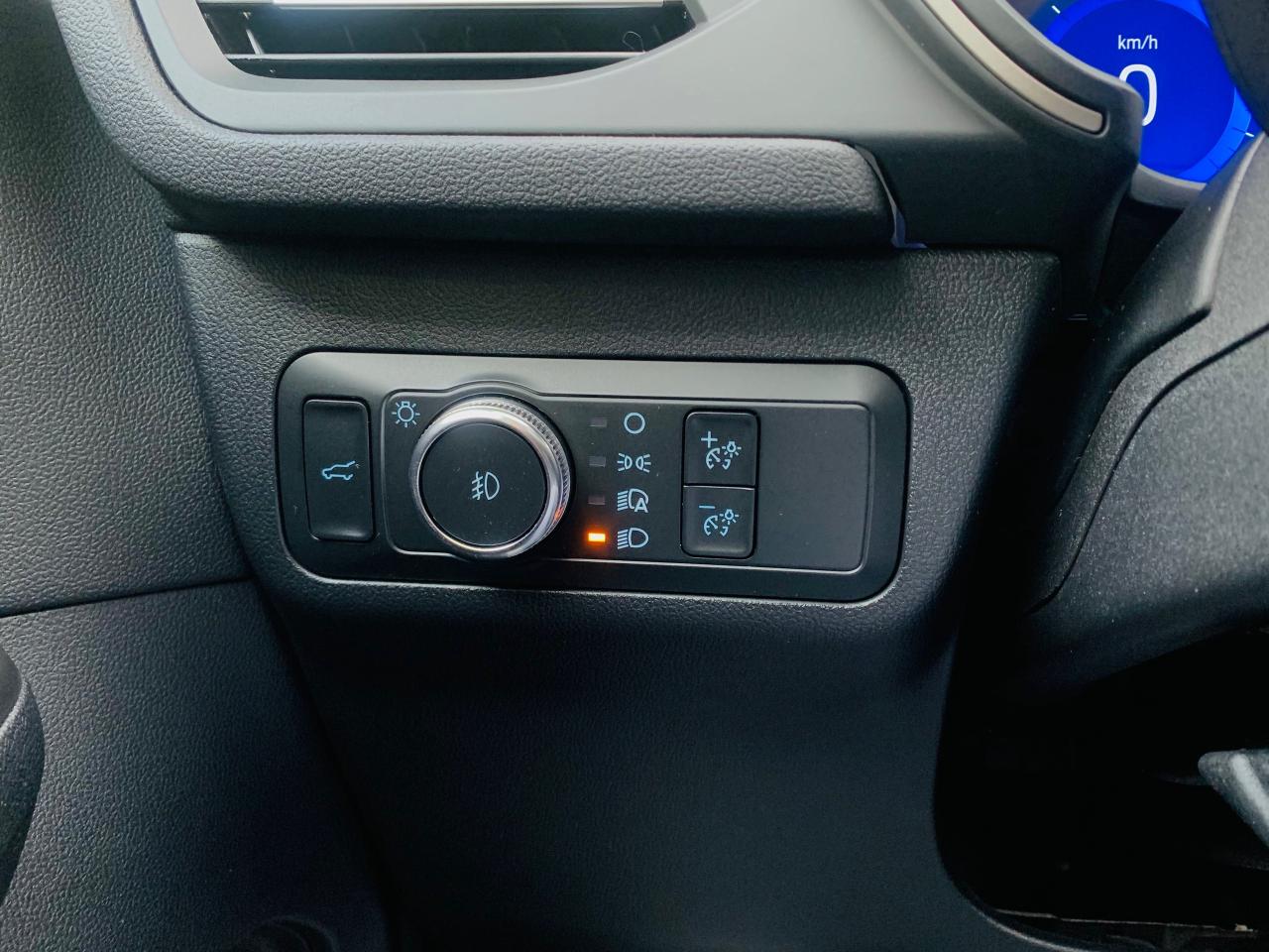 2022 Ford Escape SEL 4dr All-Wheel Drive Photo