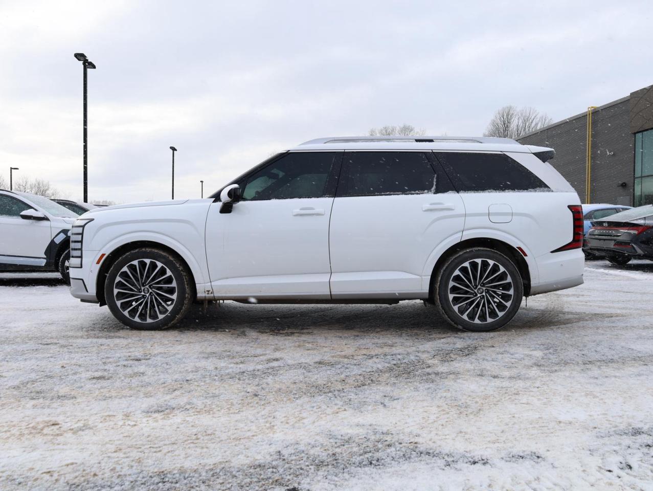 2026 Hyundai PALISADE Ultimate Calligraphy 4dr All-Wheel Drive Photo4