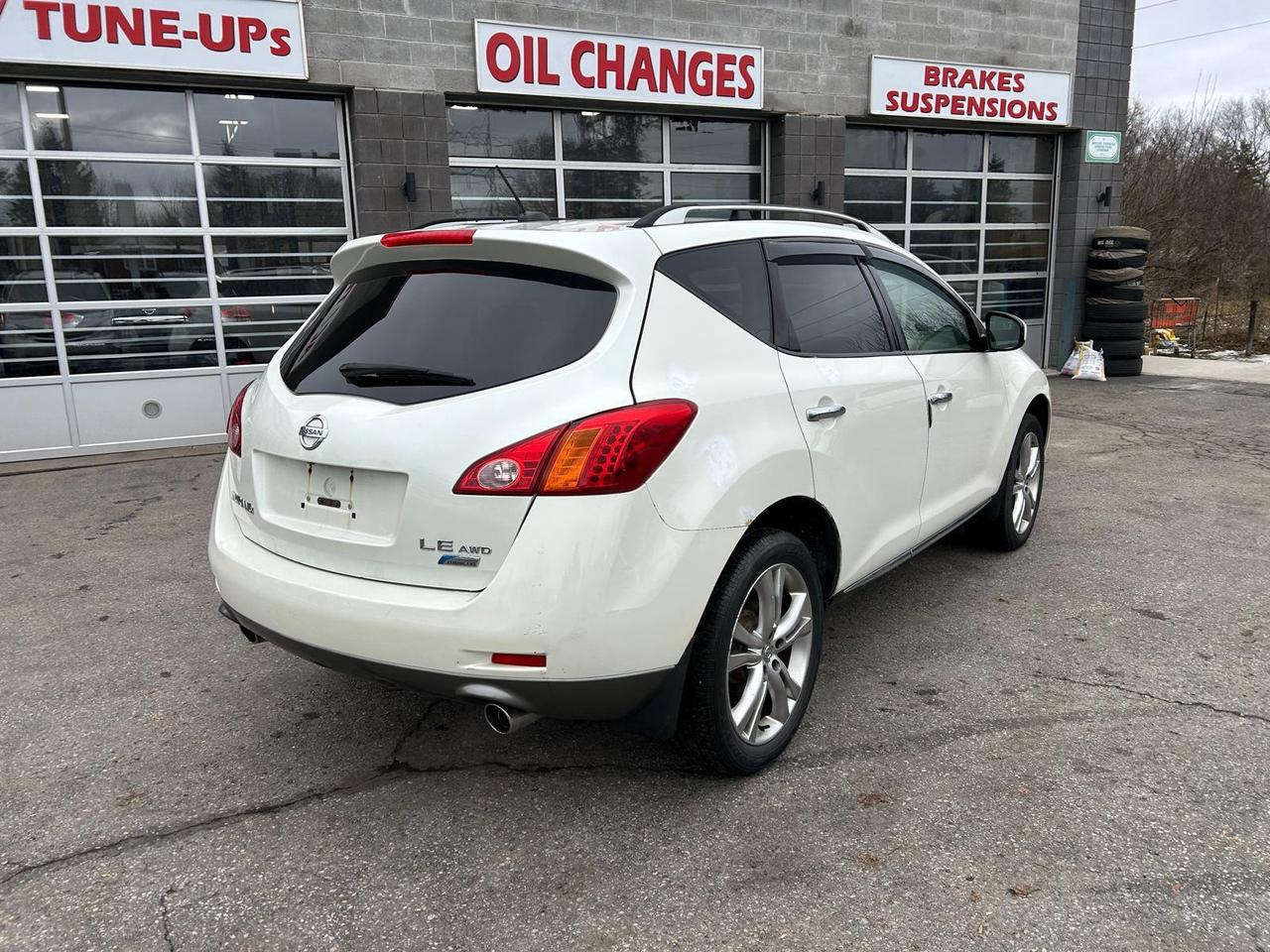 2010 Nissan Murano AWD 4DR LE Photo