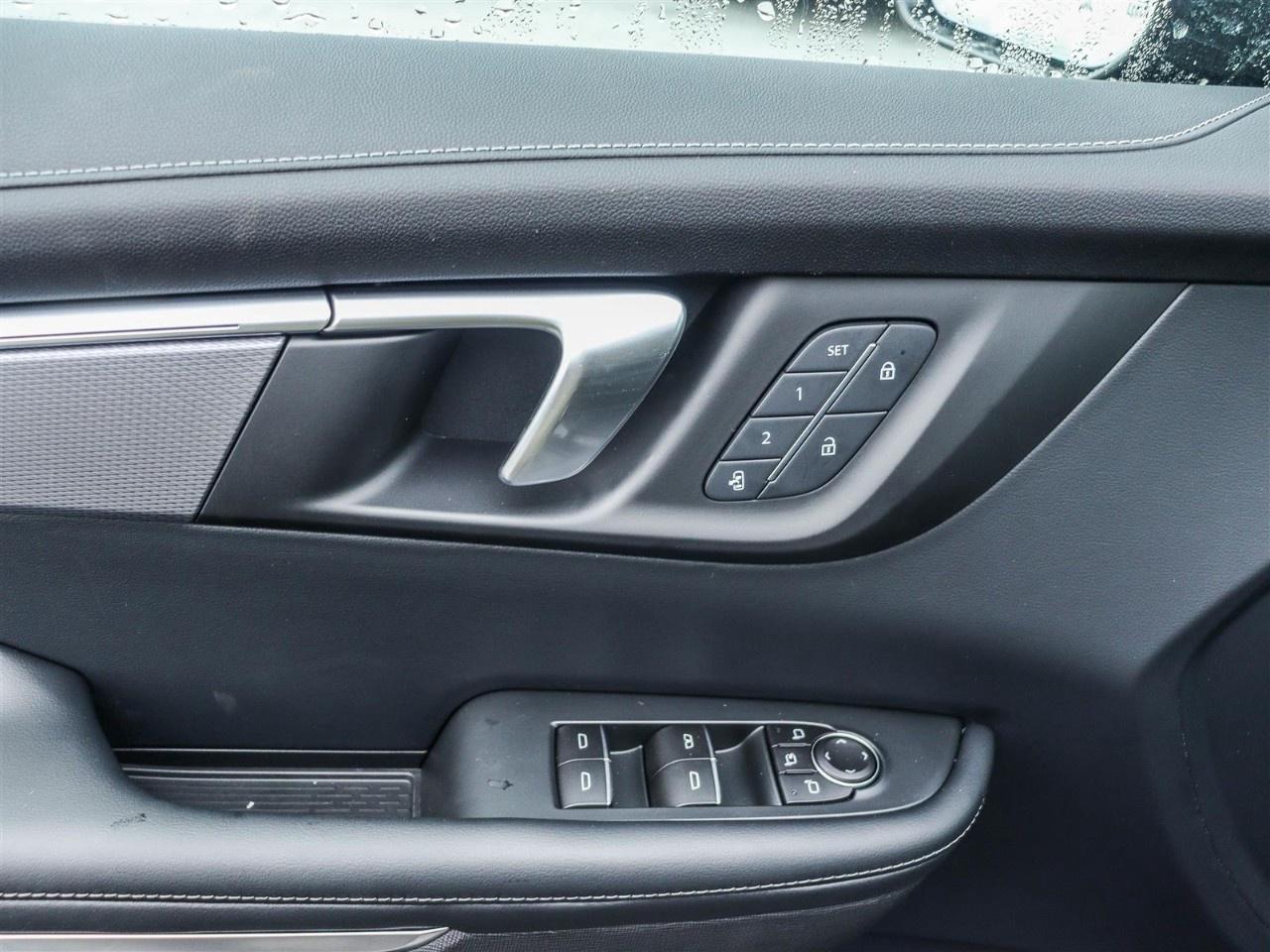 2026 Buick Enclave AWD 4dr Sport Touring Photo