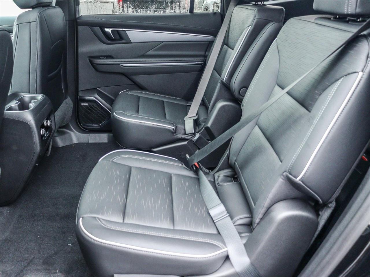 2026 Buick Enclave AWD 4dr Sport Touring Photo