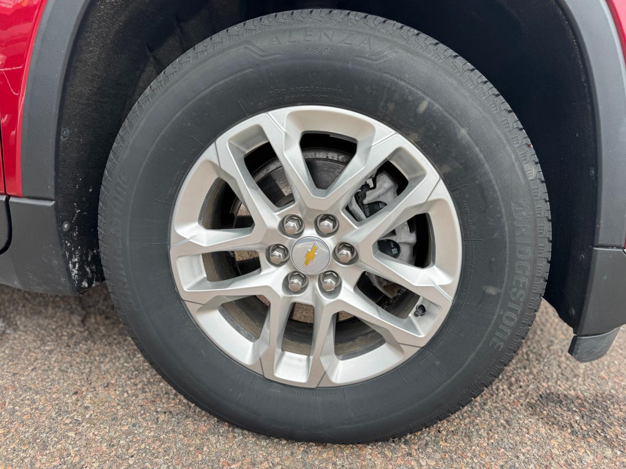 2021 Chevrolet Traverse LT Cloth w/1LT All-Wheel Drive Photo