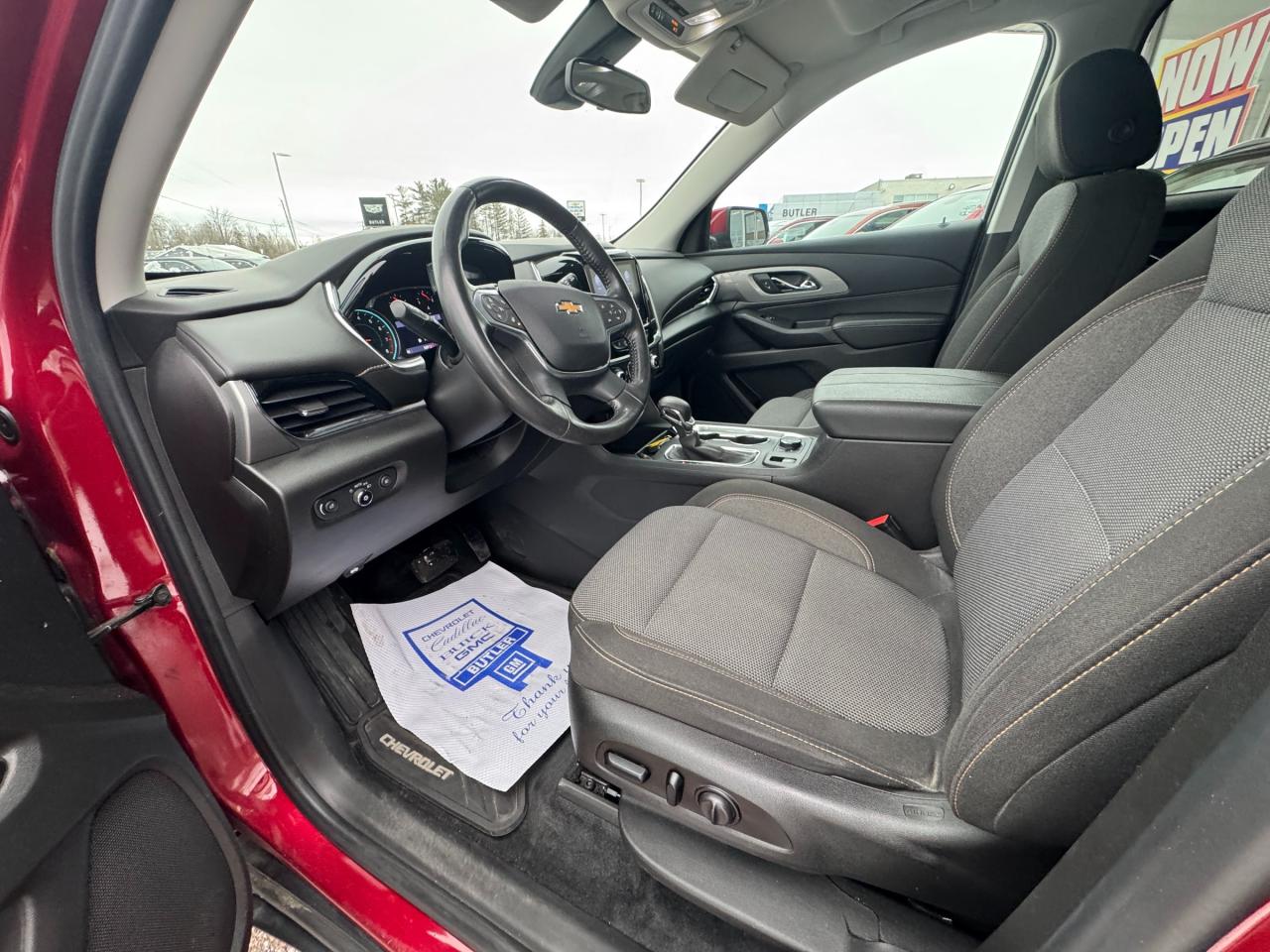 2021 Chevrolet Traverse LT Cloth w/1LT All-Wheel Drive Photo