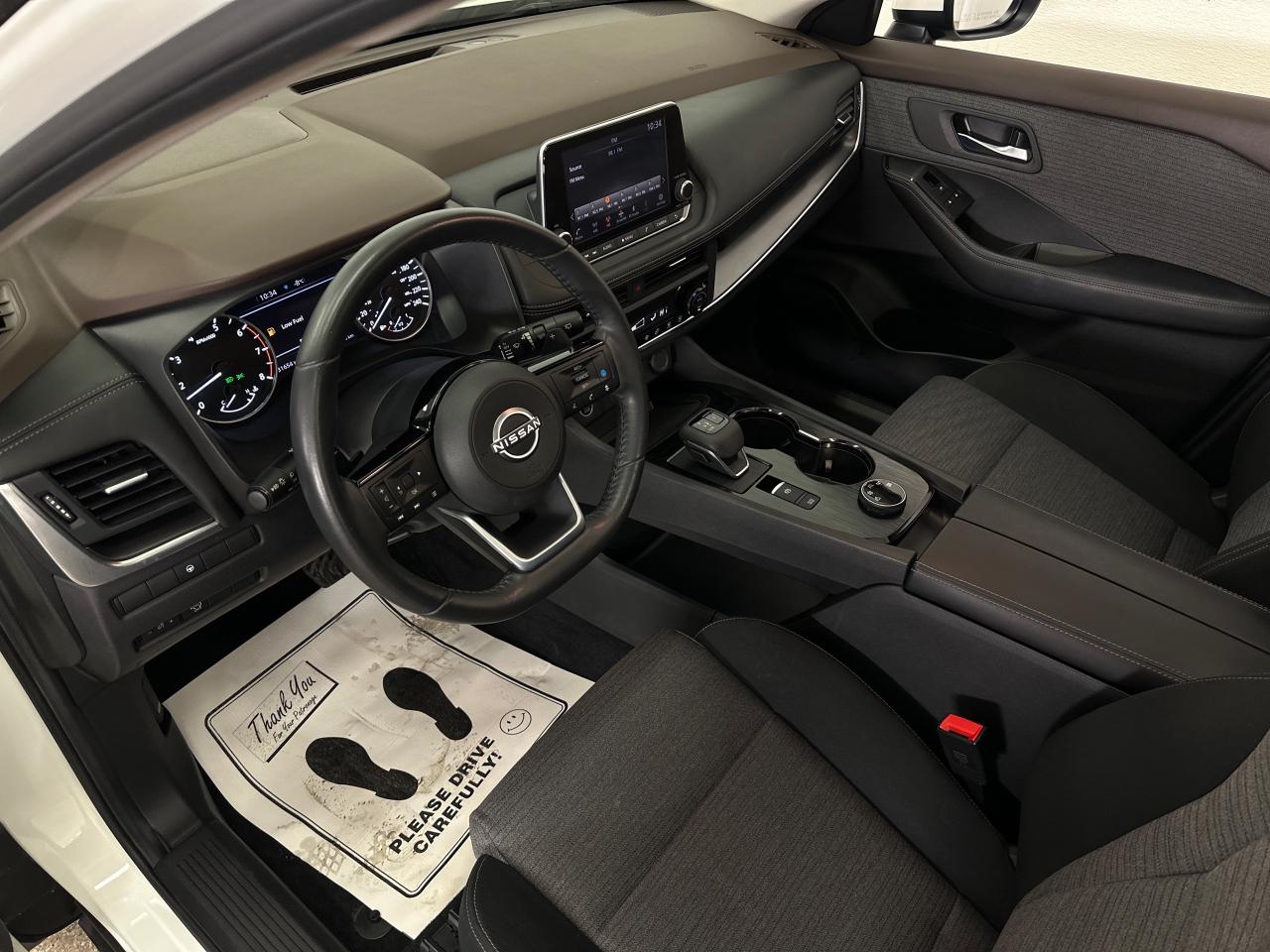 2023 Nissan Rogue SV Moonroof 4dr All-Wheel Drive Sport Utility Photo