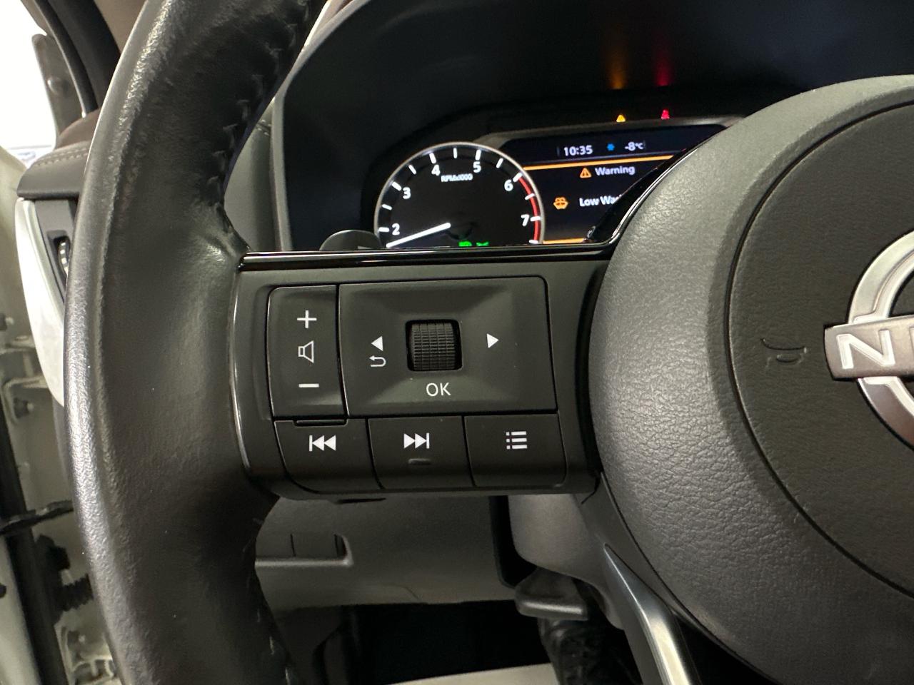 2023 Nissan Rogue SV Moonroof 4dr All-Wheel Drive Sport Utility Photo