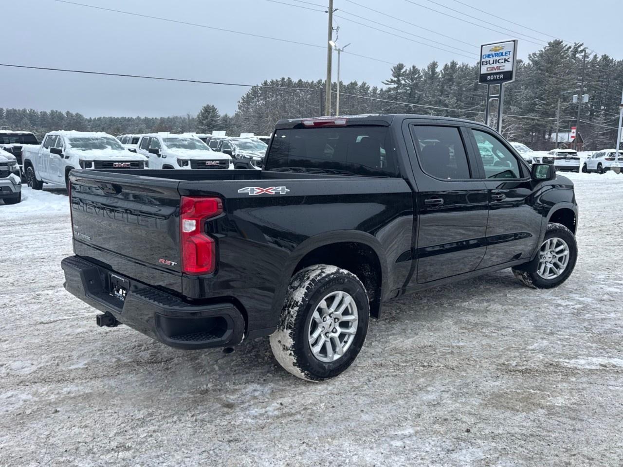 2026 Chevrolet Silverado 1500 Crew Cab Short Box 4-Wheel Drive RST Photo4